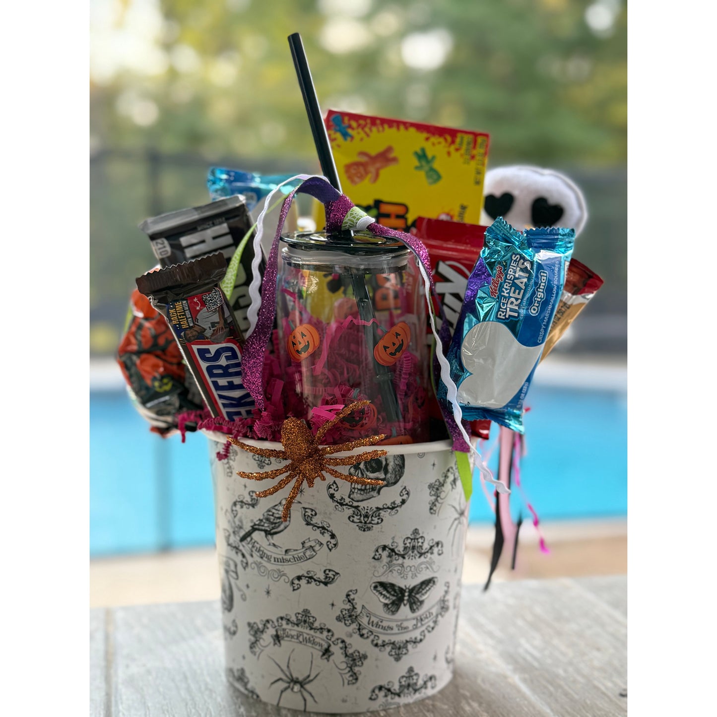 Boo Basket – Sweet Treats & Cozy Sips Delivered