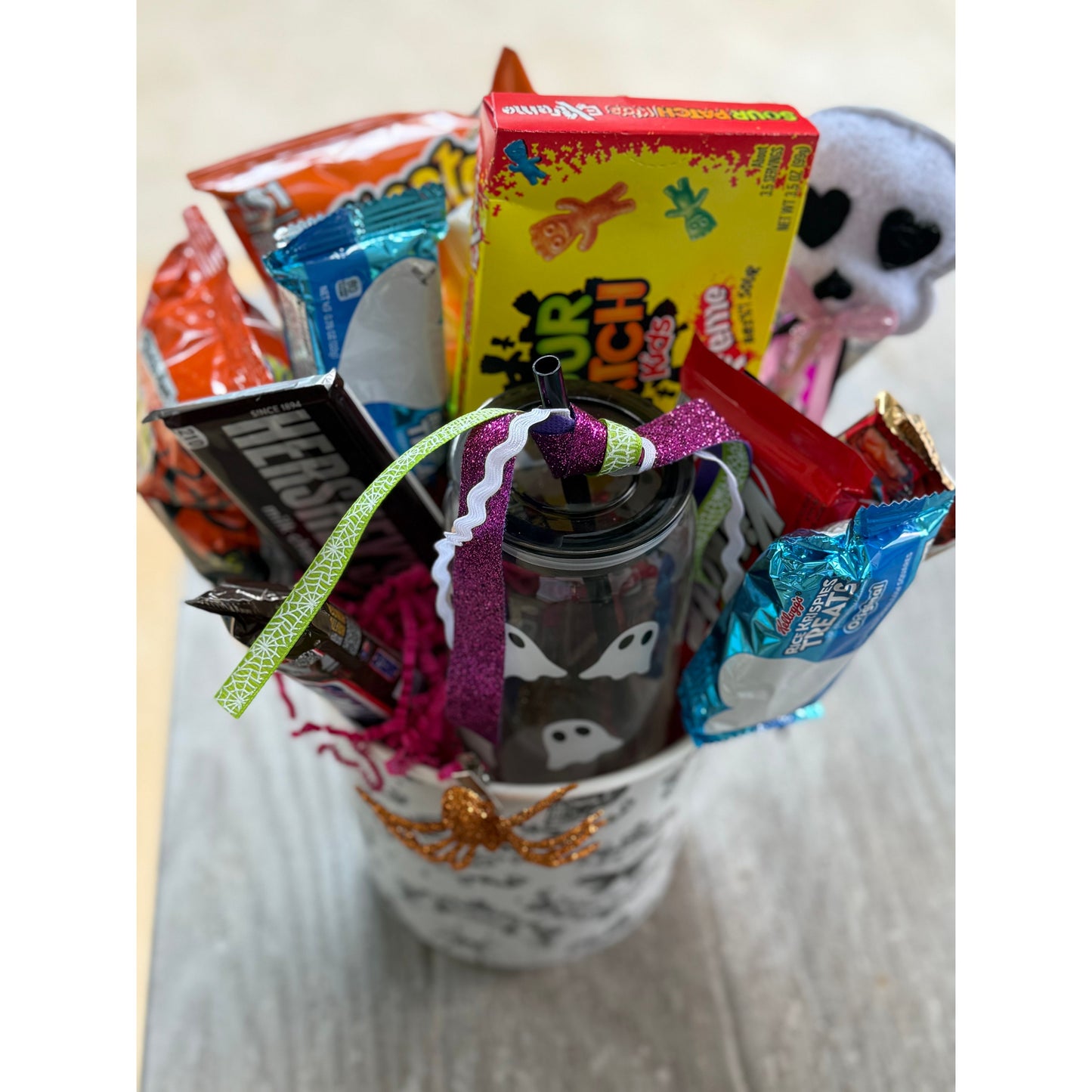 Boo Basket – Sweet Treats & Cozy Sips Delivered